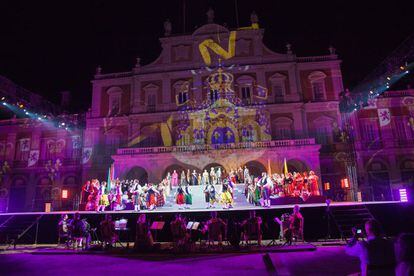 Escena de la representación del motín de Aranjuez en las fiestas de 2017. 
