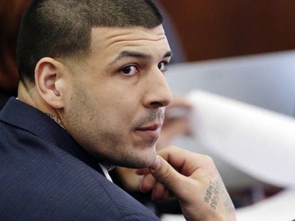 Aaron Hernandez, en la corte de Boston en 2013.