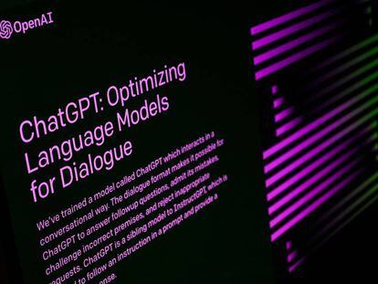 La aplicación ChatGPT acaba de actualizarse para incluir respuestas del modelo de inteligencia artificial GPT-4