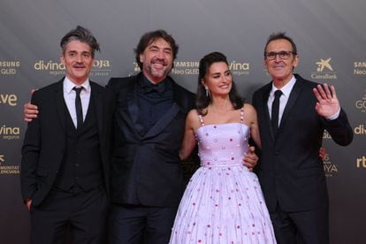 Los cuatro candidatos españoles a los Oscar fotografiados en la pasada edición de los Goya el 12 de febrero en Valencia: desde la izquierda Alberto Mielgo, Javier Bardem, Penélope Cruz y Alberto Iglesias.