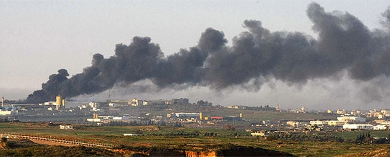 Imágenes de los combates las tropas israelíes y milicias de Hamás en el interior de la franja de Gaza