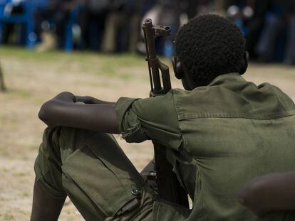 Uno de los 210 niños soldado puestos en libertad el pasado 17 de mayo en Pibor (Sudán del Sur). 