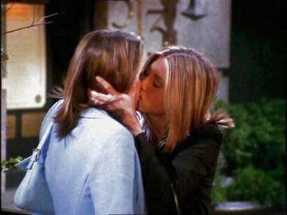 El beso de Rachel con el personaje que interpretaba Winona Ryder.