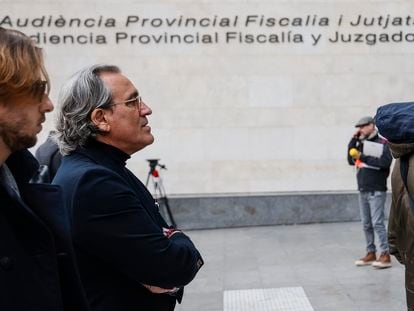 El exalcalde de Gandia Arturo Torró el pasado diciembre a su llegada a la Ciudad de la Justicia de Valencia para ser juzgado por un delito de malversación de caudales públicos.