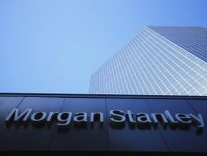 Logotipo de Morgan Stanley en San Diego.