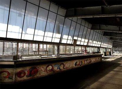 Vista interior del canódromo de la Meridiana, que será el centro de artes visuales de Barcelona.