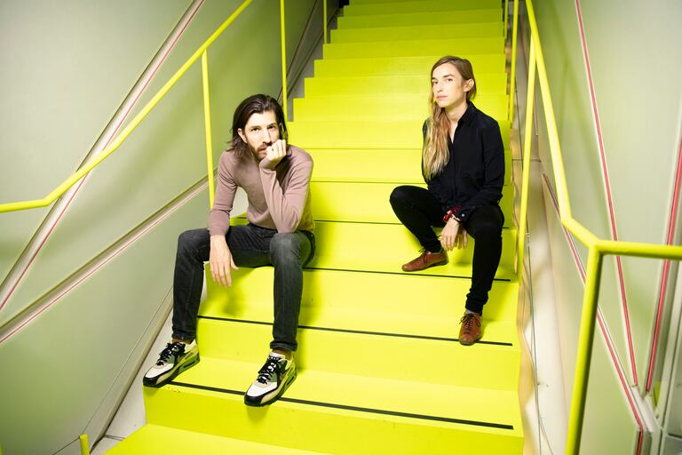 Celso Giménez y Violeta Gil, fundadores de la compañía teatral La tristura. CARLOS PINA