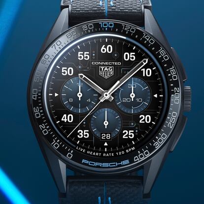 La esfera del nuevo Connected Calibre E-4 Porsche Edition está inspirada tanto en los circuitos impresos como en los automovilísticos.