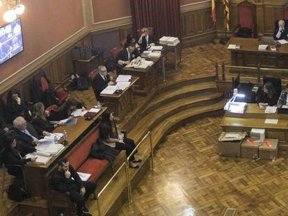 Padre de Rosa Peral declara en la segunda sesión del juicio en la Audiencia de Barcelona.