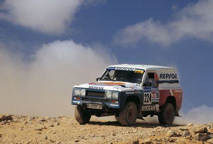En 1989, Miguel Prieto y Manuel Juncosa, con el Nissan Patrol, consiguieron llegar a Dakar (Senegal) en después de un complicado final de carrera.