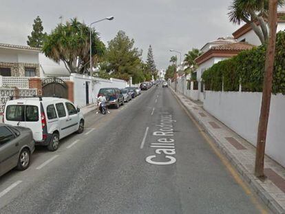 Vista de la avenida Rodríguez Acosta, en Nerja, donde ha muerto el menor de 5 años.