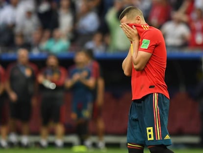 Koke se lamenta después de fallar su penalti en la tanda contra Rusia.