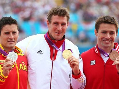 David Cal (plata), Brendel (oro) y Oldershaw (bronce), en el podio.