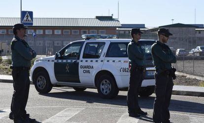 Control de acceso a la cárcel de Estremera (Madrid).