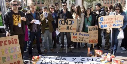 Trabajadores de El D&iacute;a y de la cadena CNC se c0ncentraron en marzo contra el cierre de estos medios.