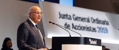 El Presidente del Banco Sabadell,Josep Oliu,durante su intervención ante la Junta General Ordinaria de Accionistas celebrada en el ADDA de Alicante.