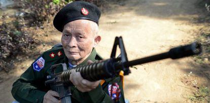 El veterano coronel incide en que los l&iacute;deres birmanos todav&iacute;a sufren &ldquo;urticaria&rdquo; ante el derecho a la autodeterminaci&oacute;n.