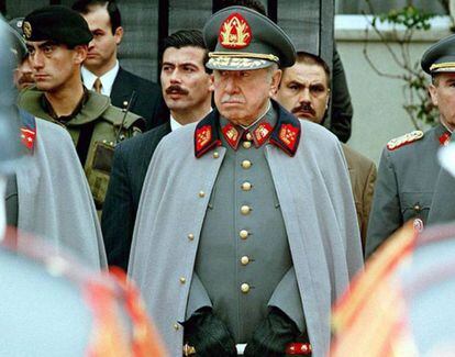 El general Augusto Pinochet, en una imagen tomada en 1997.