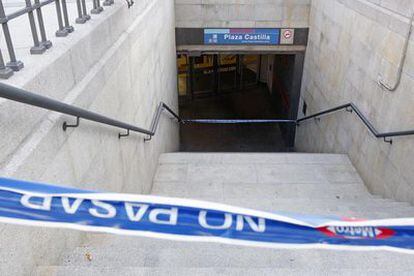 Estación de metro cerrada durante la huelga del pasado junio en Madrid.