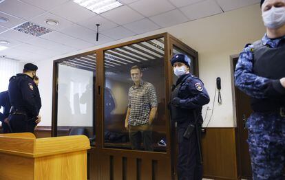 Navalny, en el Tribunal Municipal de Moscú, este sábado. 