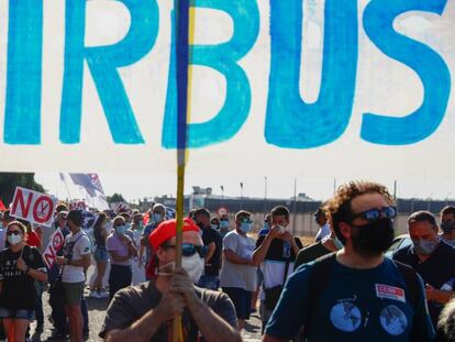 Trabajadores de la fábrica de Airbus en Getafe se manifiestan el pasado 23 de julio. 