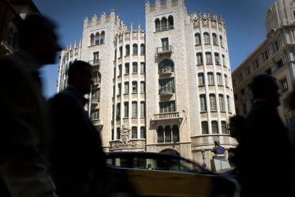 Uno de los edificios susceptible de ser recalificado como hotel, en la confluencia entre Via Laietana y Junqueras.