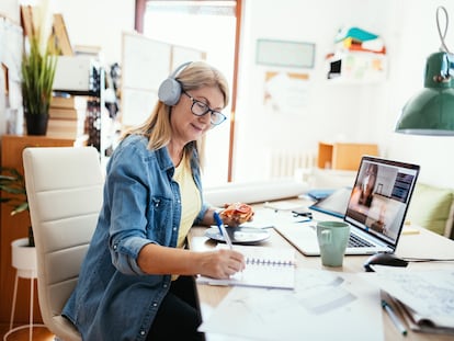 Según el CIS, el 68,8% de los teletrabajadores  está satisfecho con esta forma de empleo.