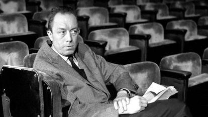 Albert Camus en el Teatro Antoine en Par&iacute;s en 1959.