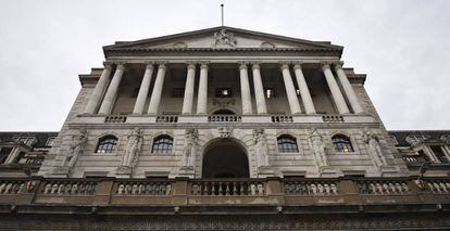 Fachada del Banco de Inglaterra en Londres (Reino Unido). 