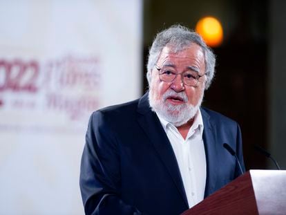 Alejandro Encinas, subsecretario de Derechos Humanos, el viernes durante la conferencia matutina del Gobierno.