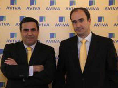 Ignacio Izquierdo, consejero delegado de Aviva Espa&ntilde;a, junto a David Angulo, director de Bancaseguros del grupo Aviva.