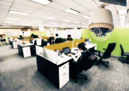 El control empresarial puede, en ocasiones, afectar a la privacidad de los empleados.