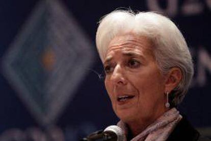 La directora del Fondo Monetario Intenacional, Christine Lagarde participa hoy  5 de noviembre de 2012 durante una rueda de prensa en Ciudad de México.