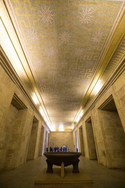 La Goldener Saal del Pabellón de Congresos construido durante el Tercer Reich en Núremberg.