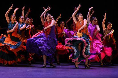 Un momento del espectáculo 'De lo flamenco. Homenaje a Mario Maya', el sábado en el Teatro de la Zarzuela, en Madrid.