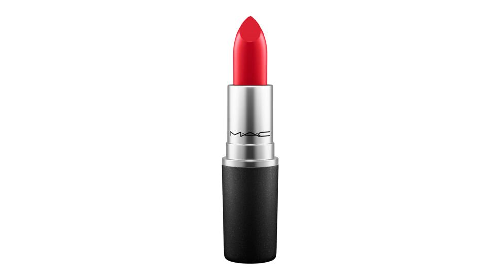 ‘Red’ es la propuesta de este labial rojo que consigue una bonita textura. MAC.