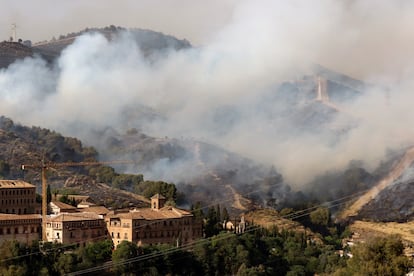 Incendio declarado el pasado domingo en el cerro de San Miguel de Granada, cerca del Sacromonte.