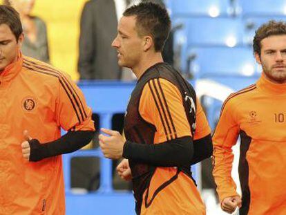 Juan Mata, John Terry y  Frank Lampard se entrenan en Stamford Bridge