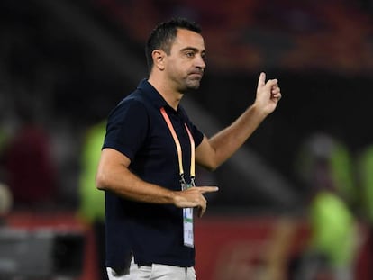  Xavi dirigint un partit de l'Al-Sadd. 