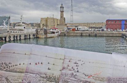 La Torre del Rellotge, vista desde una 'golondrina', contrasta con un grabado del asedio naval de Barcelona de 1714.