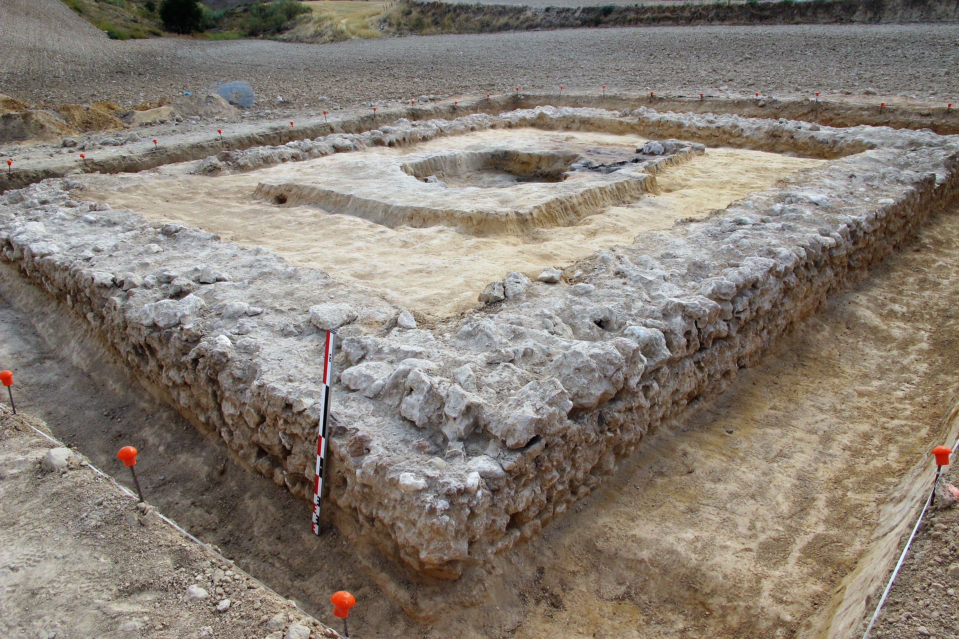 Una gran pira funeraria romana a orillas del Tajo