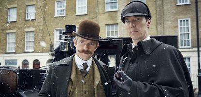 Martin Freeman, como Watson y Benedict Cumbertbatch, como Sherlock.