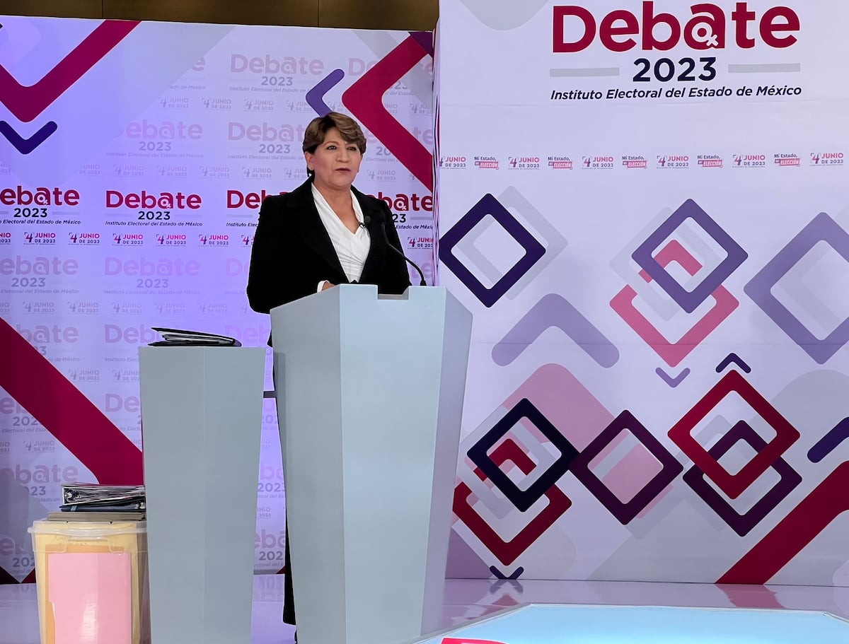 Delfina y el mito de su mandíbula de cristal |  Opinión