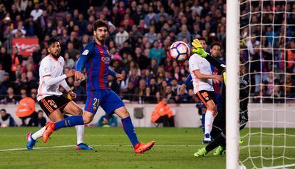 André Gomes marca su primer gol como azulgrana ante el Valencia.