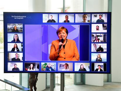 La canciller alemana, Angela Merkel, durante uno de los "diálogos ciudadanos", a mediados de noviembre.