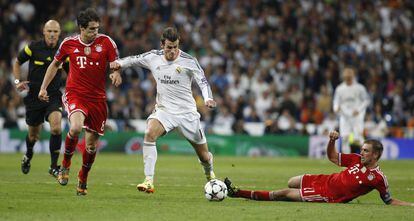 Bale entre Javi Martinez y Lahm