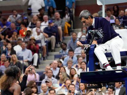 Serena Williams recrimina al árbitro Ramos en la final de Nueva York / En vídeo, el momento en el que Serena Williams se enfrenta al árbitro