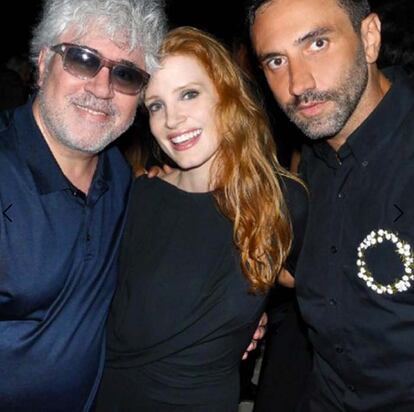 Pedro Almodóvar, Jessica Chastain y Riccardo Tisci.