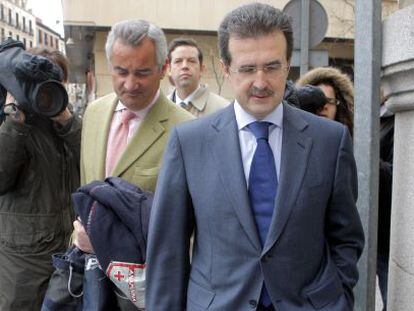 Jos&eacute; Luis Ulibarri tras declarar por G&uuml;rtel en la Audiencia Nacional en 2009. 