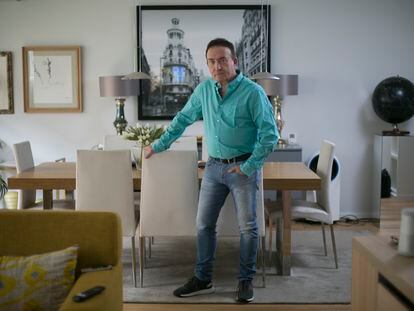 Pablo Vergara, empresario hispano-chileno, en su casa de Madrid, en septiembre.